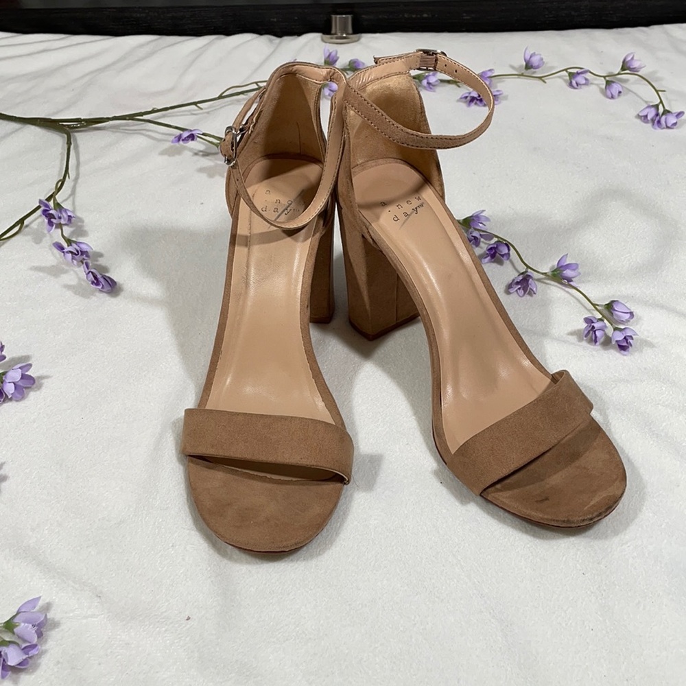 EUC A New Day x Target Faux Suede High Heel‎ Sandal in Tan 9.5